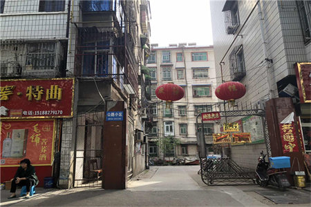 出售青州云门山驼山景区九龙居西区独栋别墅，上下两层半，421